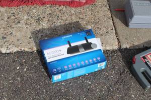 lot 260 image: Linksys EA6350 AC1200 Dual-Band Smart Wi-Fi Gigabit Router (New )