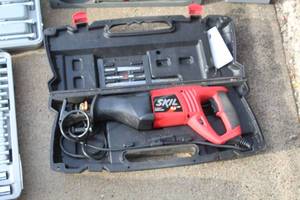 lot 280 image: Skil 9250 Reciprocating Saw with Case