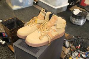 lot 340 image: Nike Mens Boots Size 13