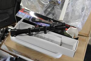 lot 352 image: Simmons .22 Mag Rifle Scope (New)