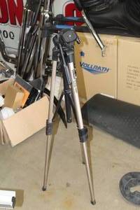 lot 364 image: Camera Tripod