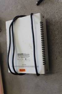 lot 374 image: Powervar Electric Power Bank