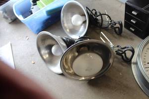 lot 399 image: Lot of (3) Shop Work Lights