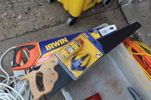 lot 425 image: Lot of (3) Hand Tools - Hand Saws (x2), Chalk Line (x1)
