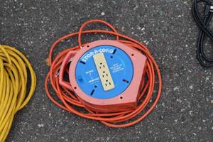 lot 433 image: Snapit Stor-a-Cord