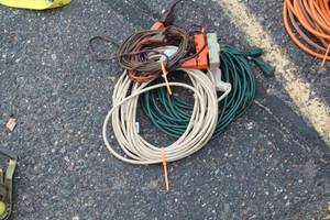 lot 437 image: Lot of (5) Extension Cords