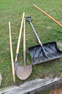lot 461 image: Snow Shovel, Spade, Ice Chopper, Wood Tool Handle