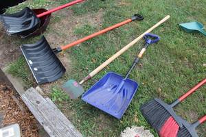 lot 463 image: Chopper, (2) Snow Shovels