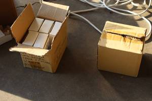 lot 544 image: Lot of (2 Boxes) Contech CTL8116-P White Low Voltage Long Gimbal Track Fixture (New)