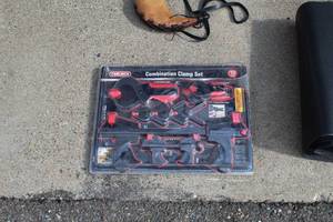 lot 466 image: Toolrich Combination Clamp Set