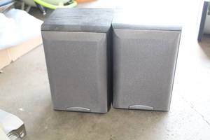 lot 481 image: Lot of (2) Sony SS-MB150H 8-ohm 120W Stereo Bookshelf Speakers