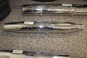 lot 16 image: Harley-Davidson 65842-07 Motorcycle Exhaust