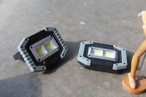 lot 512 image: Lot of (2) LED Work Lights