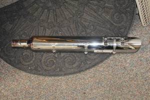 lot 25 image: Motorcycle Tailpipe