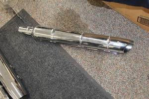 lot 28 image: Harley-Davidson 65254-00A Motorcycle Exhaust