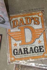 lot 554 image: Dads Garage Metal Sign