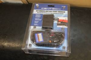 lot 563 image: Centech Automatic Battery Float Charger (New)