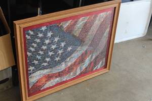 lot 572 image: American Flag Puzzle, Framed
