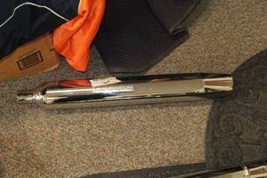 lot 29 image: Harley-Davidson 65538-95A Motorcycle Exhaust