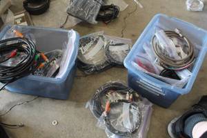 lot 534 image: Lot of (2 Bins) Monitor Cables, SCSI Cables, Power Adapters, Floppy Ribbon, Misc.