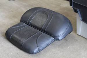 lot 157 image: 10-04604 Leather Motorcycle Seat
