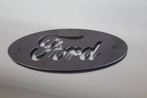 lot 626 image: Ford Metal Emblem