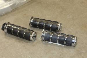 lot 194 image: Lot of (3) Motorcycle Hand Grips