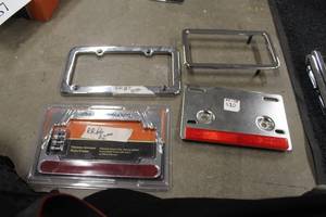 lot 187 image: Lot of (4) Chrome Motorcycle License Plate Holders