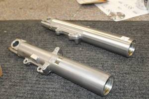 lot 644 image: Showa Motorcycle Lower Fork Leg