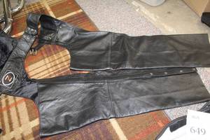 lot 650 image: Zony Size X-Large Leather Motorcycle Chaps