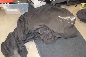 lot 652 image: Harley-Davidson 91625-03 100th Anniversary Motorcycle Cover