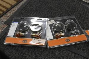 lot 770 image: Lot of (2) Harley-Davidson 69759-05 Motorcycle Bullet Front Turn Signal Trim Ring