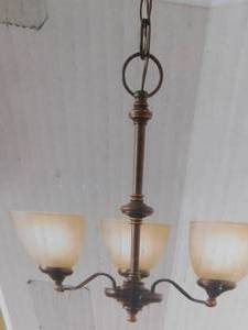 lot 28 image: New Hampton Bay 3 light chandelier