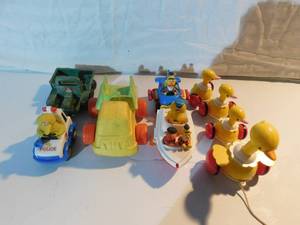 lot 95 image: Vintage toys