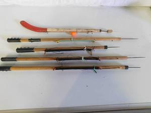 lot 110 image: 5 Vintage Ice Fishing Sticks