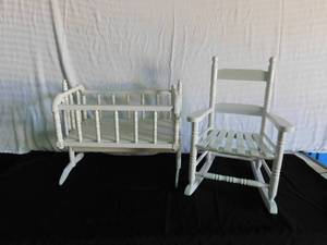 lot 210 image: Childs doll cradle and childs rocker
