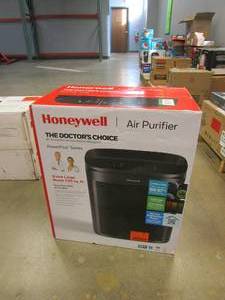 lot 794 image: HONEYWELL PowerPlus HEPA Air Purifier, Extra-Large Room (530 sq. ft.) Black (OPEN BOX)