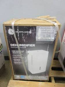 lot 799 image: GE 30 pt. Dehumidifier, ENERGY STAR (OPEN BOX, SMALL SCUFFS ON THE TOP)