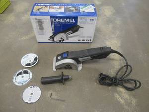 lot 914 image: Dremel Ultra-Saw 7.5 Amp Corded Compact Saw Tool Kit with 3 Accessories, US40 - LIKE NEW