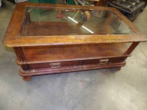 lot 10 image: Glass Top Coffee Table with 2 Drawers