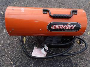 lot 1 image: 35-55,000 BTU Propane Heater