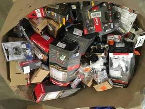 Gaylord of Soor Locks and Door Knobs and other Misc items Various Models and Conditions Customer Returns See Terms on Auciton