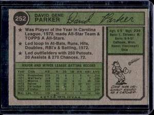 lot 7 image: 1974 Topps Dave Parker Rookie #252