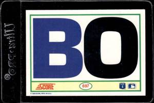 lot 70 image: 1990 Score Black & White Bo Jackson #697