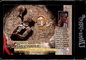 lot 166 image: 1995 Skybox Kevin Garnett Rookie #233