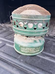 lot 55 image: Coleman Camp Stove  Heater