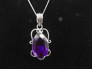 lot 6 image: .925 Sterling Silver Large Pear Cut Amethyst Crystal Pendant Necklace