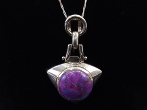 lot 11 image: .925 Sterling Silver Purple Lapis Lazuli Cabochon Pendant Necklace