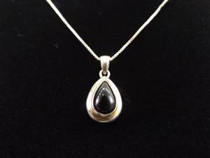 lot 24 image: .925 Sterling Silver Black Onyx Pear Cabochon Pendant Necklace