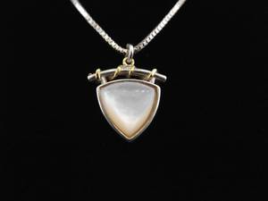 lot 26 image: .925 Sterling Silver Mother of Pearl Gold Accented Pendant Necklace
